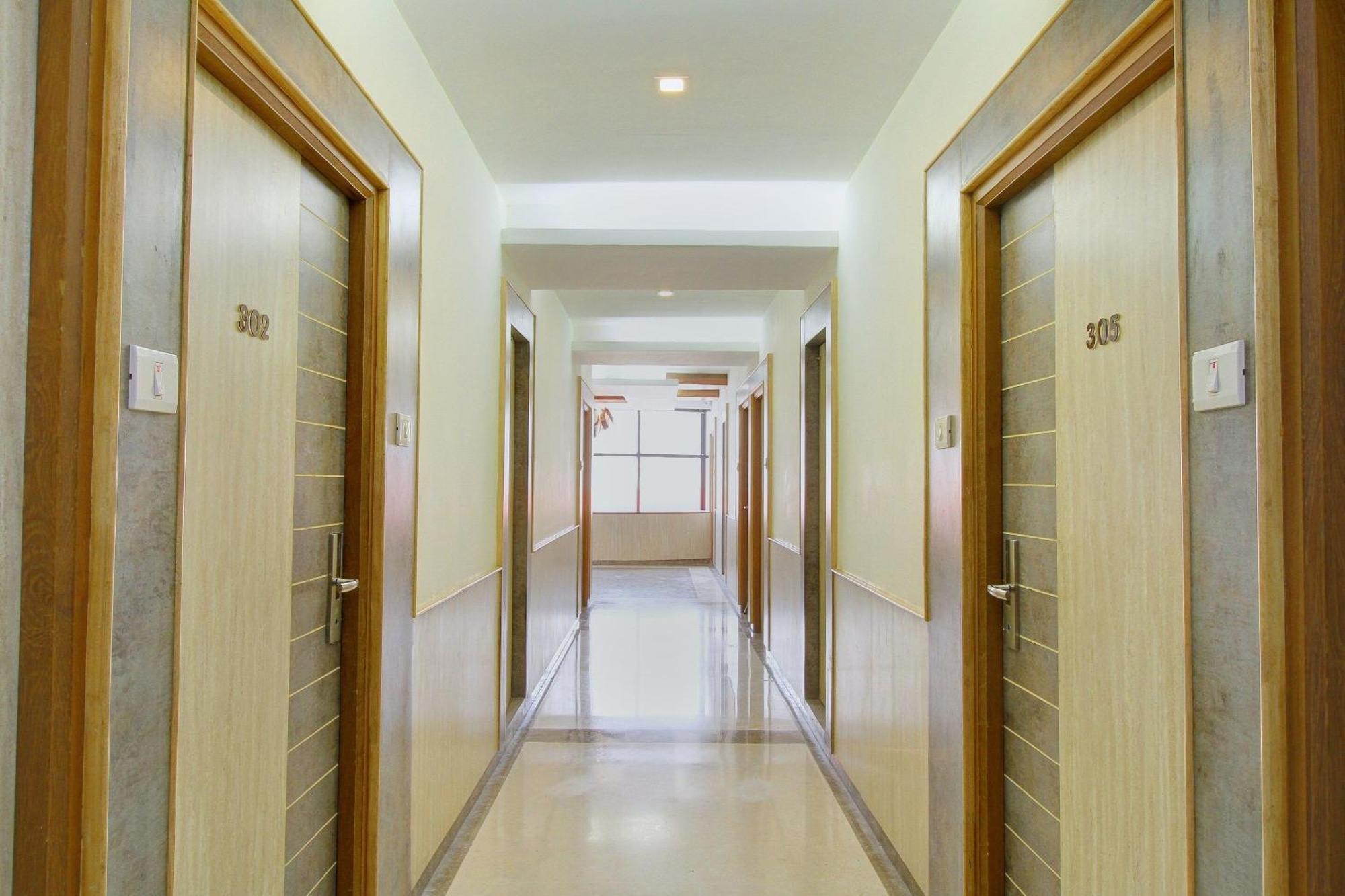 Townhouse Coastal Grand Hotels And Resorts Coimbatore Exteriör bild
