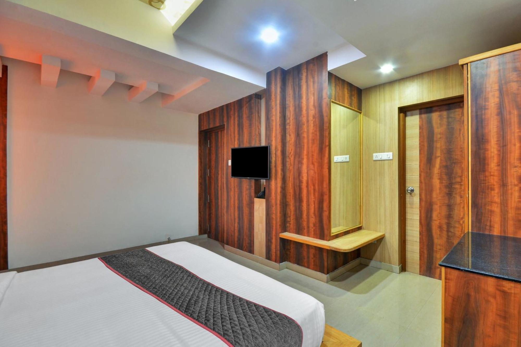 Townhouse Coastal Grand Hotels And Resorts Coimbatore Exteriör bild