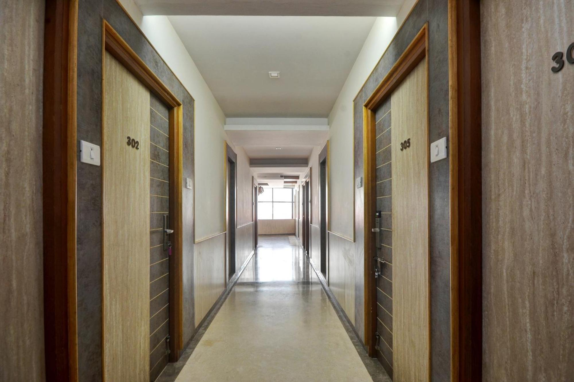 Townhouse Coastal Grand Hotels And Resorts Coimbatore Exteriör bild