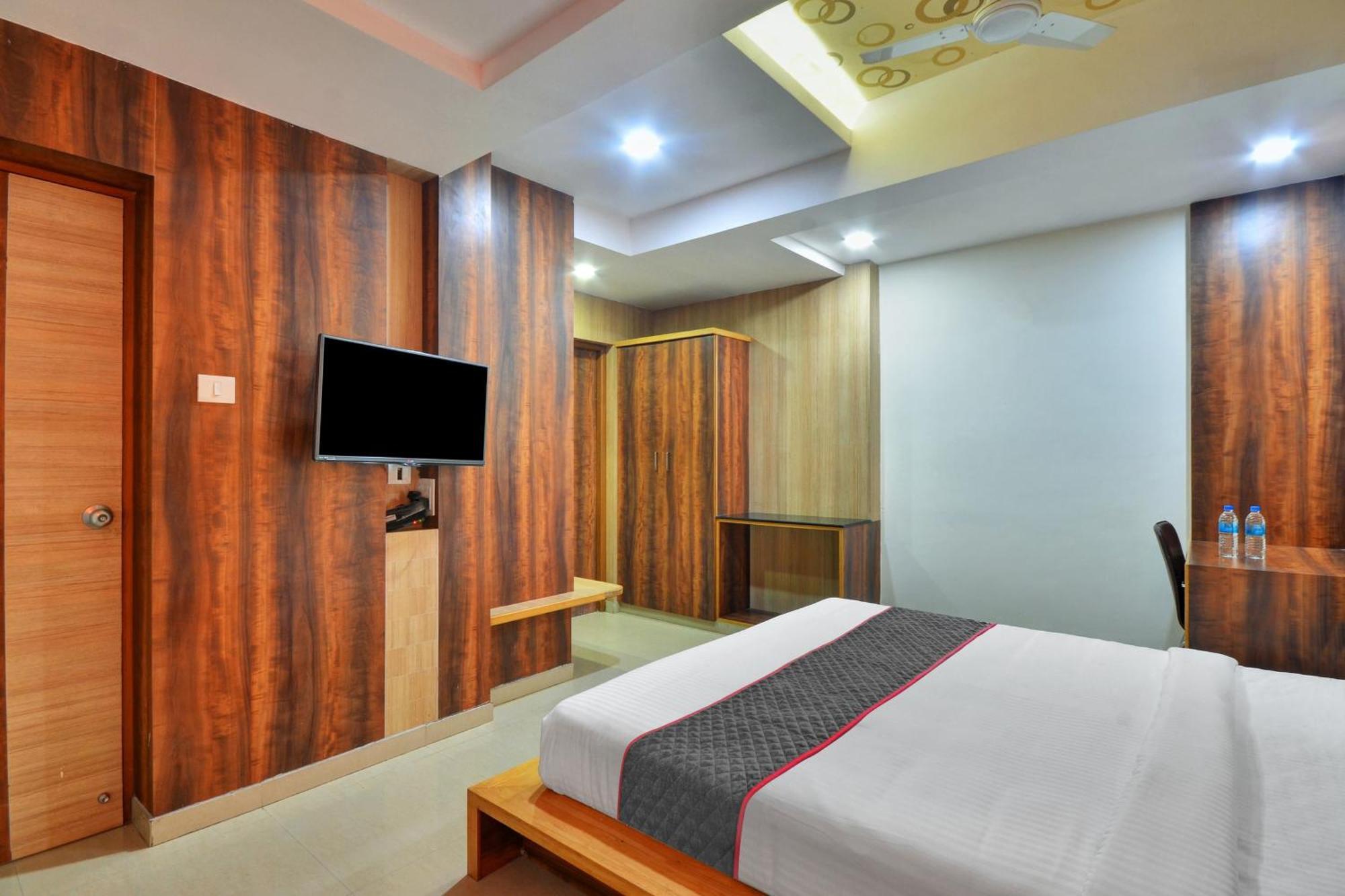 Townhouse Coastal Grand Hotels And Resorts Coimbatore Exteriör bild